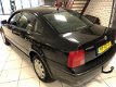 Volkswagen Passat - 1.6 Comfortline - 1 - Thumbnail