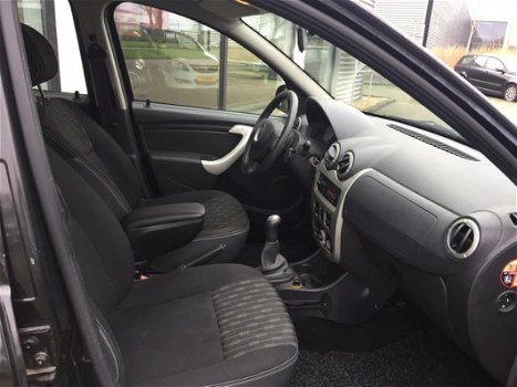 Dacia Sandero - 1.2 Blackline goede staat, vele optie, s, airco, elec ramen, cv, cd, metalic lak, 5 - 1