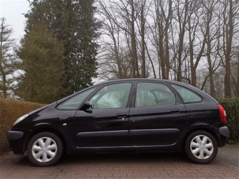 Citroën Xsara Picasso - 1.8i-16V Différence 2 | APK t/m 10-2020 | G3 installatie - 1