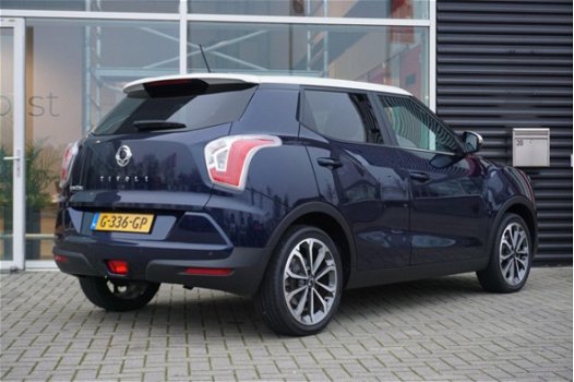 SsangYong Tivoli - 1.6 Quartz Full option, Navi, Camera, Stoelverw - 1