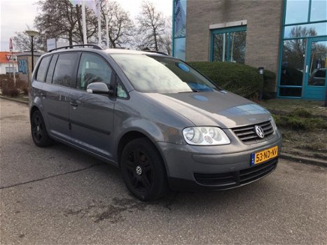 Volkswagen Touran - 1.6-16V FSI AIRCO/CRUISE CONTROL/NAVI/LMV/NAP/ELEK.RAMEN EN SPIEGELS/DEURVERG/EN - 1