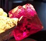 Schitterend Robijnrood ALUNIET kristal op matrix - 2 - Thumbnail
