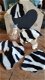 Zebra of koeienhuid kleedje voor moderne poppenhuis - 2 - Thumbnail