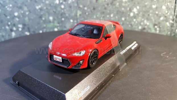 Toyota 86 TRD perfomance line rood 1:43 Jcollection - 1
