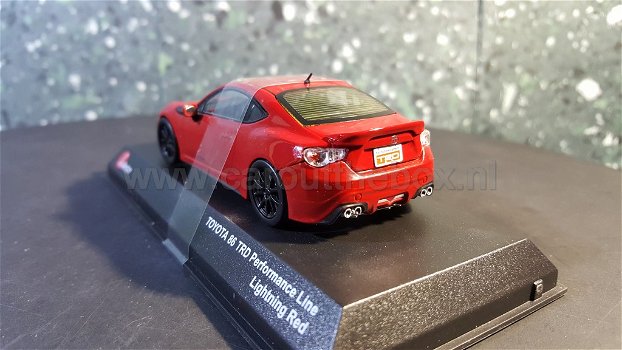 Toyota 86 TRD perfomance line rood 1:43 Jcollection - 2