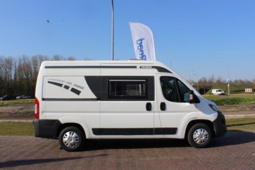 Tasma kleine camper Bus JWG - 4