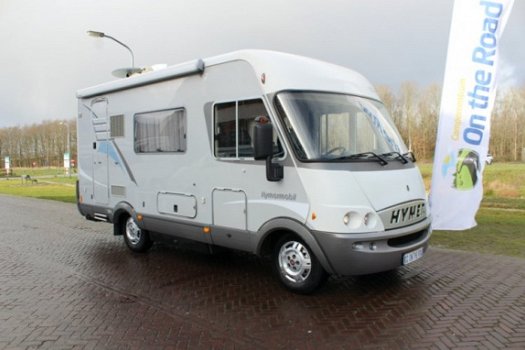 Hymer B 584 Automaat 148 PK - 1