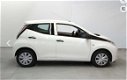 Toyota Aygo - 1.0 VVT-i x-now / AIRCO / EL. PAKKET / AUDIO-MP3 / CRUISE CTR. / * APK 01-2021 - 1 - Thumbnail