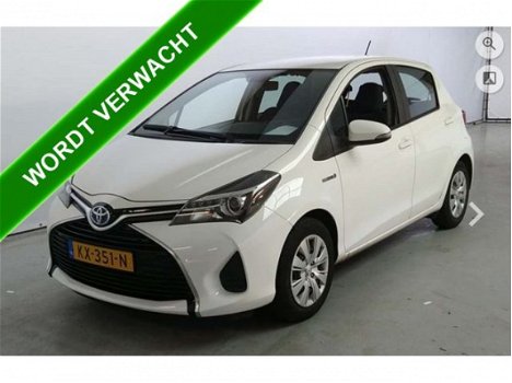 Toyota Yaris - 1.5 Hybrid Now AUTOMAAT / AIRCO-ECC / AUDIO / EL. PAKKET / * APK 12-2020 - 1