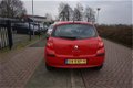 Renault Clio - 1.2-16V COLLECTION NL AUTO PERF.STAAT AIRCO CRUISECONTROL 16INCH LMV 4X PERF.BANDEN M - 1 - Thumbnail