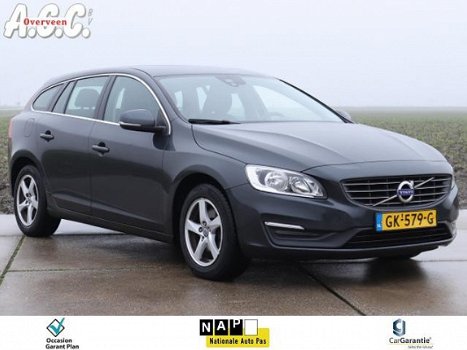 Volvo V60 - 2.0 D3 Navi Cruise Control PDC 150pk - 1