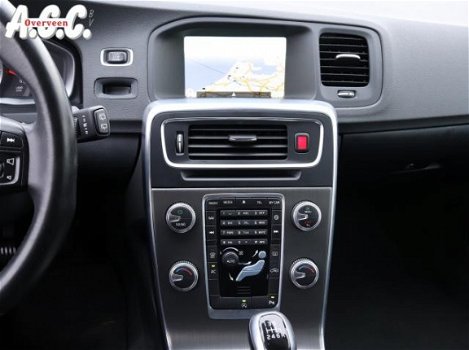 Volvo V60 - 2.0 D3 Navi Cruise Control PDC 150pk - 1