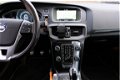 Volvo V40 - 2.0 D2 R-Design Business Navi/Leder-Alcant./LMV - 1 - Thumbnail