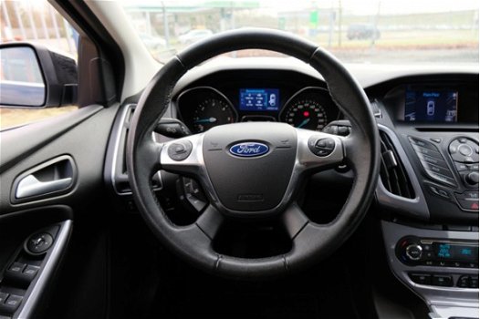 Ford Focus Wagon - 1.6 TDCI ECOnetic Lease Titanium Leder/Navi/Parkeerhulp/PDC/Enz - 1