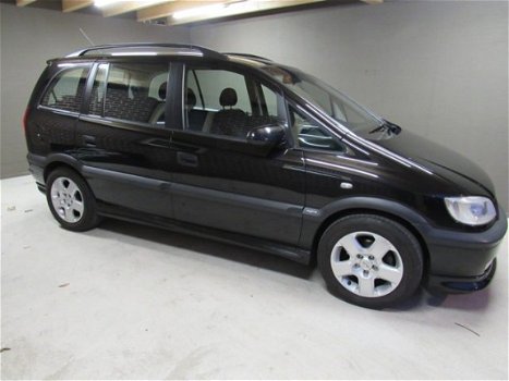 Opel Zafira - 2.2-16V Elegance, airco, elekt. ramen, 7 persoons - 1