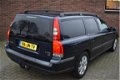 Volvo V70 - 2.4 D5 Comfort Line '02 Airco Cruise - 1 - Thumbnail