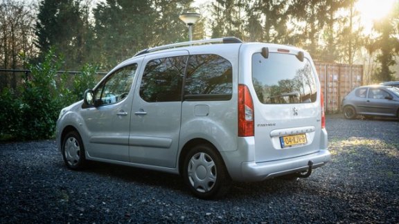 Peugeot Partner Tepee - 1.6 XT Executive | Trekhaak | NAP | Zeer netjes - 1