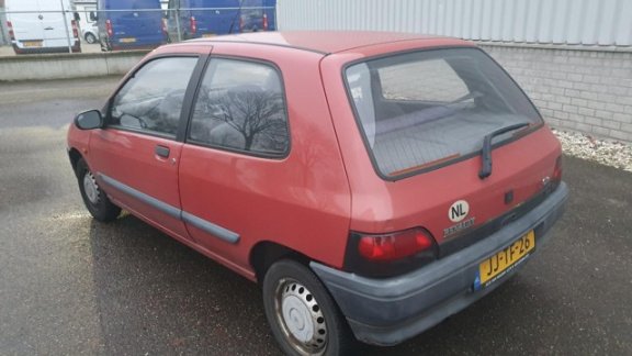 Renault Clio - 1.2 Storia - 1