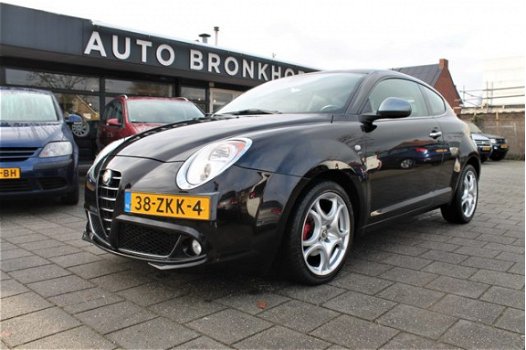 Alfa Romeo MiTo - 1.3 JTDm LEDER, NAVIGATIE, CLIMA, 17 INCH - 1