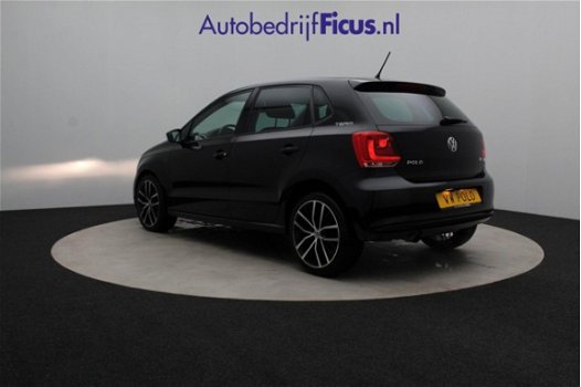 Volkswagen Polo - 1.4 TEAM AUTOMAAT MET STOELVERWARMING / CRUISE CONTROL / AIRCO / NAVI - 1