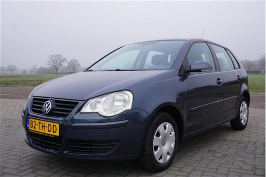 Volkswagen Polo - 1.4-16V Optive AIRCONDITIONING 5-DRS - 1