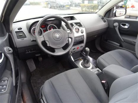 Renault Mégane coupé cabriolet - 1.6-16V Privilège Luxe - 1