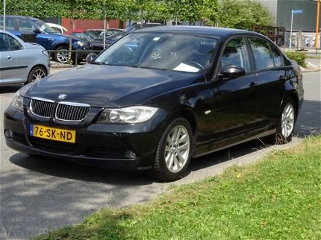 BMW 3-serie - 320i High Executive Leer, navigatie - 1