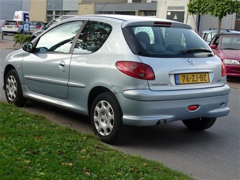 Peugeot 206 - 1.4 Forever airco - 1