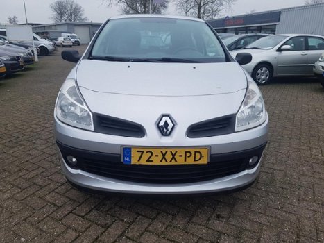 Renault Clio - 1.2-16V Business Line Airco - 1