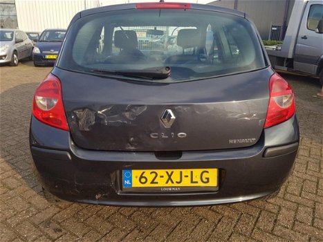 Renault Clio - 1.4-16V Extreme Airco - 1