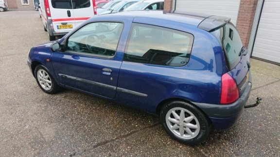 Renault Clio - 1.4-16V Si NAP, APK, Trekhaak - 1