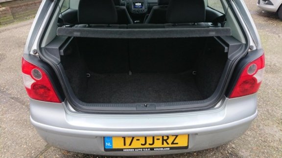 Volkswagen Polo - 1.4-16V Highline NAP, Airco, Schuifdak, Automaat - 1