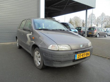 Fiat Punto - 1.2 60 S nieuwe apk - 1