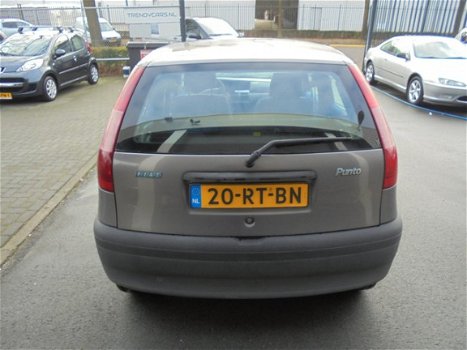 Fiat Punto - 1.2 60 S nieuwe apk - 1