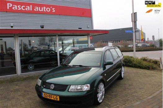 Volkswagen Passat Variant - 2.3 V5 Highline Clima Leer Cruise - 1