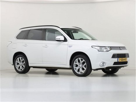 Mitsubishi Outlander - 2.0 PHEV Executive Edition - Excl. BTW - 1