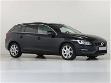 Volvo V60 - 2.0 D3 136 PK 6-Bak Momentum (BNS)