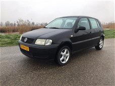 Volkswagen Polo - 1.4 Trendline