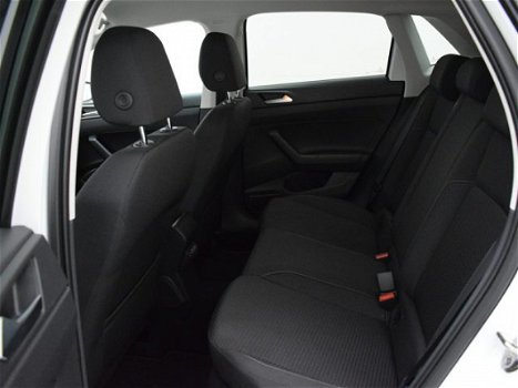 Volkswagen Polo - 1.0 Comfortline | 80pk | Airco | Camera | Getintglas | App connect - 1