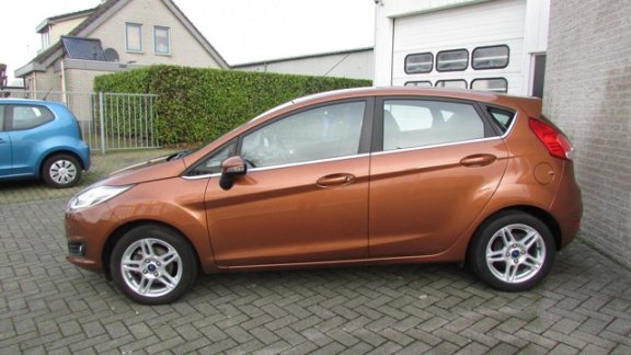 Ford Fiesta - 1.6 Ti-VCT Titanium AUTOMAAT/AIRCO 1E EIGENAAR - 1