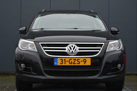 Volkswagen Tiguan - 2.0 TDI Sport&Style 4Motion panoramadak - 1