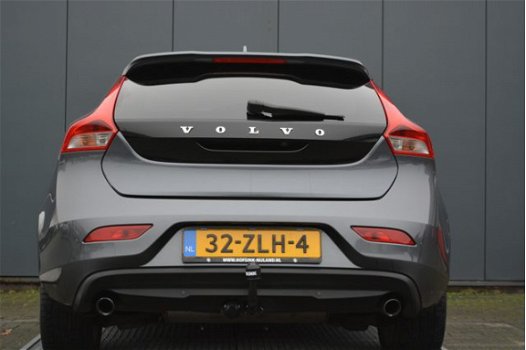 Volvo V40 - 2.0 D3 Kinetic top onderhouden - 1