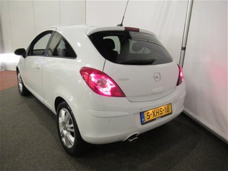 Opel Corsa - 1.2-16V BlitZ (Ecc/Navi/PDC) - 1