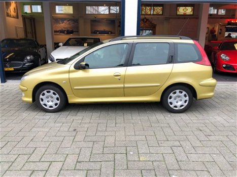 Peugeot 206 SW - 1.4 Air-line 2 AFLEVERING MET NIEUWE APK - 1