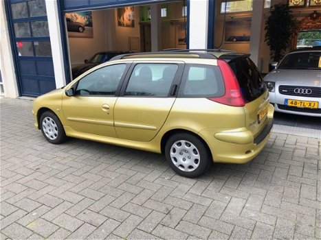 Peugeot 206 SW - 1.4 Air-line 2 AFLEVERING MET NIEUWE APK - 1