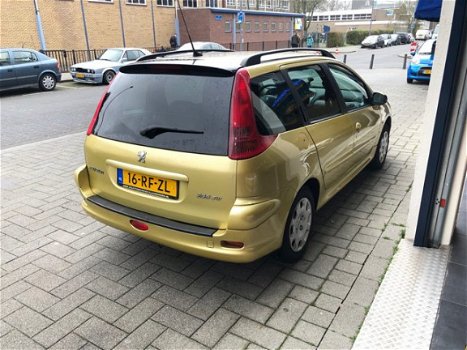 Peugeot 206 SW - 1.4 Air-line 2 AFLEVERING MET NIEUWE APK - 1