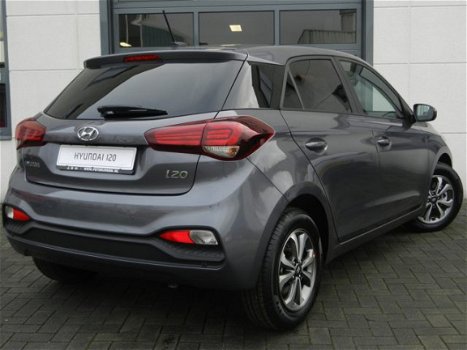 Hyundai i20 - 1.0 T-GDI Comfort Navigatie & Styling Pack VAN € 21.085, - VOOR € 19.835, - 1