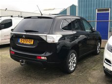 Mitsubishi Outlander - 2.0 PHEV Instyle+ Adaptive cruise Schuif/kanteldak Leder Dealer Onderhouden