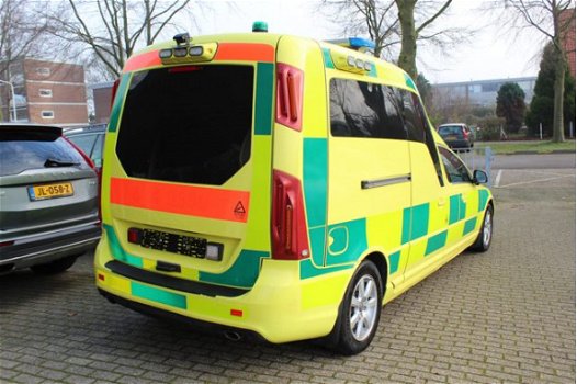 Volvo V70 - 2.4 D5 AWD Nilsson Ambulance Krankenwagen - 1
