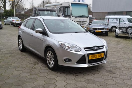 Ford Focus - 1.6 TI-VCT Titanium 1e eigenaar bj.2012 63.000 km airco lm.velgen radio/cd+usb+stuurbed - 1